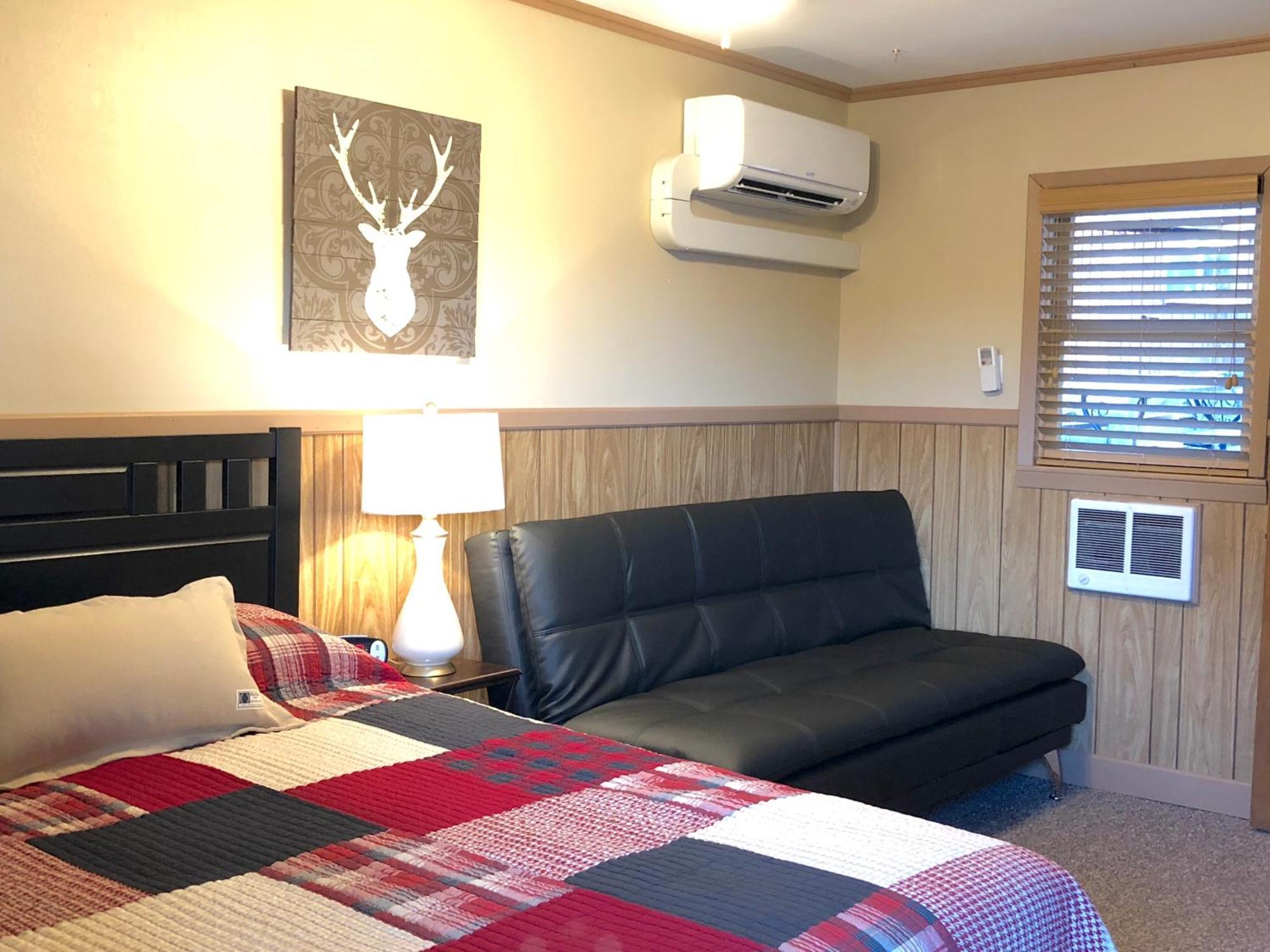 Rockerville Lodge&Cabins Keystone Rum bild
